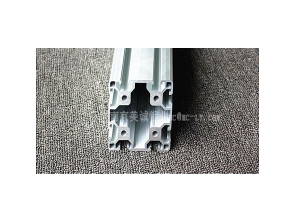 工業(yè)鋁型材是熔鑄、擠壓出來的嗎？