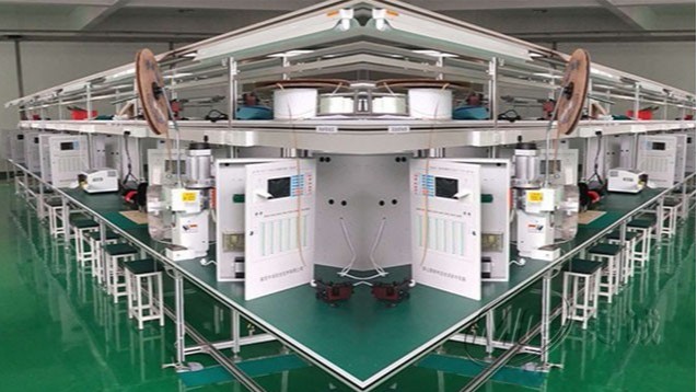 鋁型材雙排工作臺(tái) 鋁型材雙排工作臺(tái)